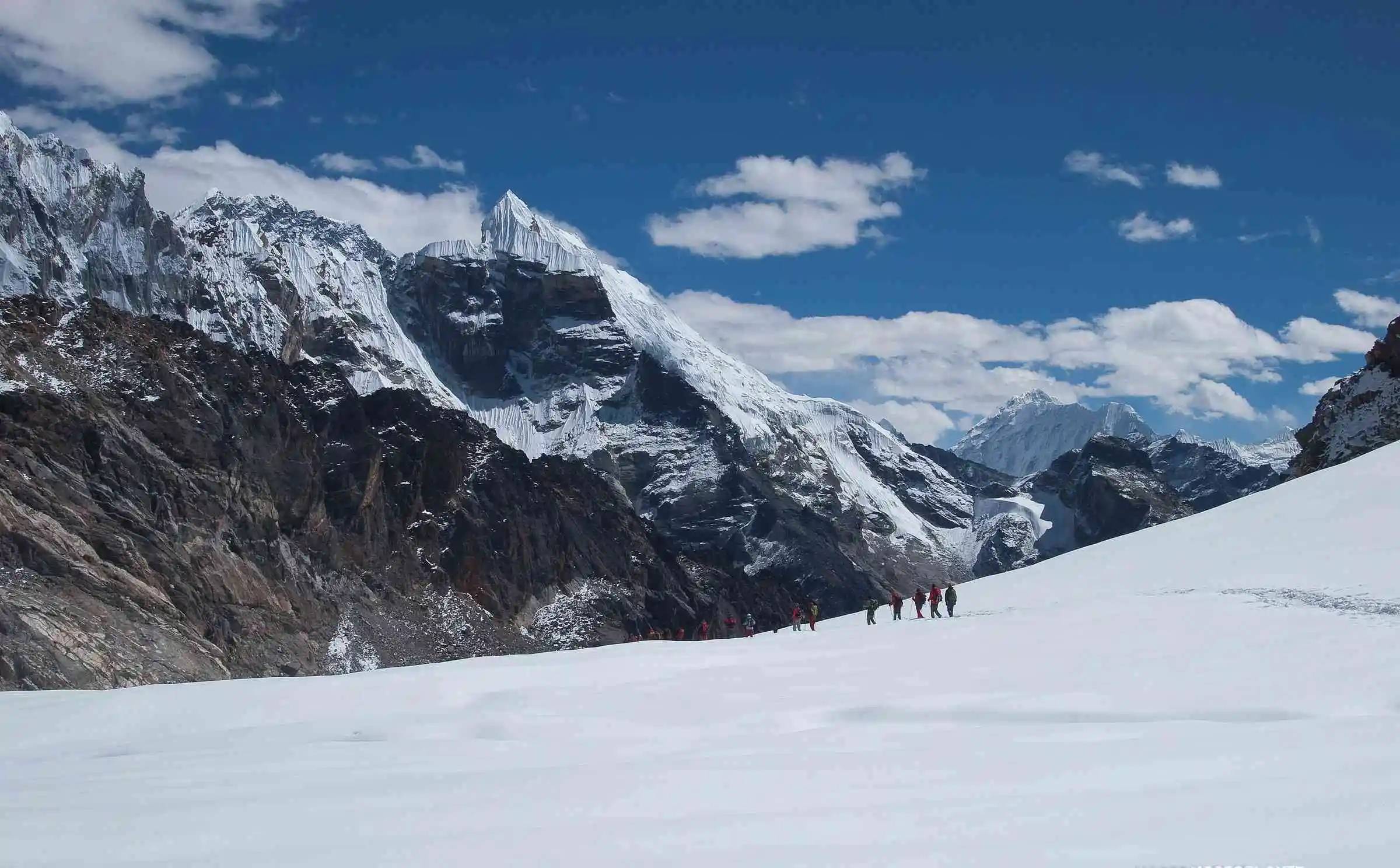 Cho La Pass Gokyo Trek: The Ultimate Everest Loop